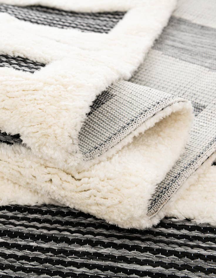 Detail image of 9' x 12' Prismatic Rug