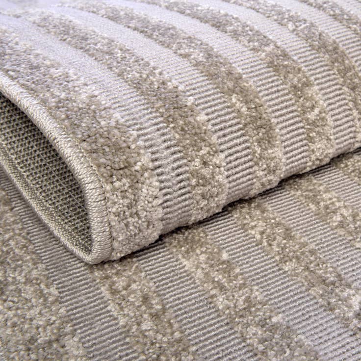 Detail image of 8' x 10' Easy-Clean Sabrina Soto Prescott Indoor / Outdoor Rug