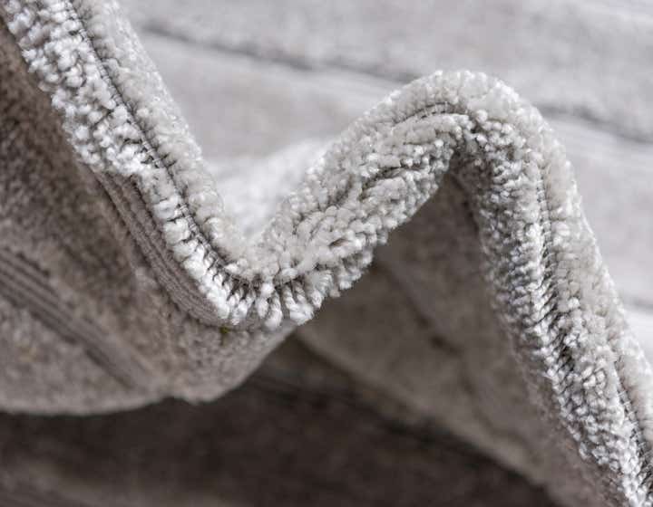 4' x 6' Easy-Clean Sabrina Soto Ola Indoor / Outdoor Rug
