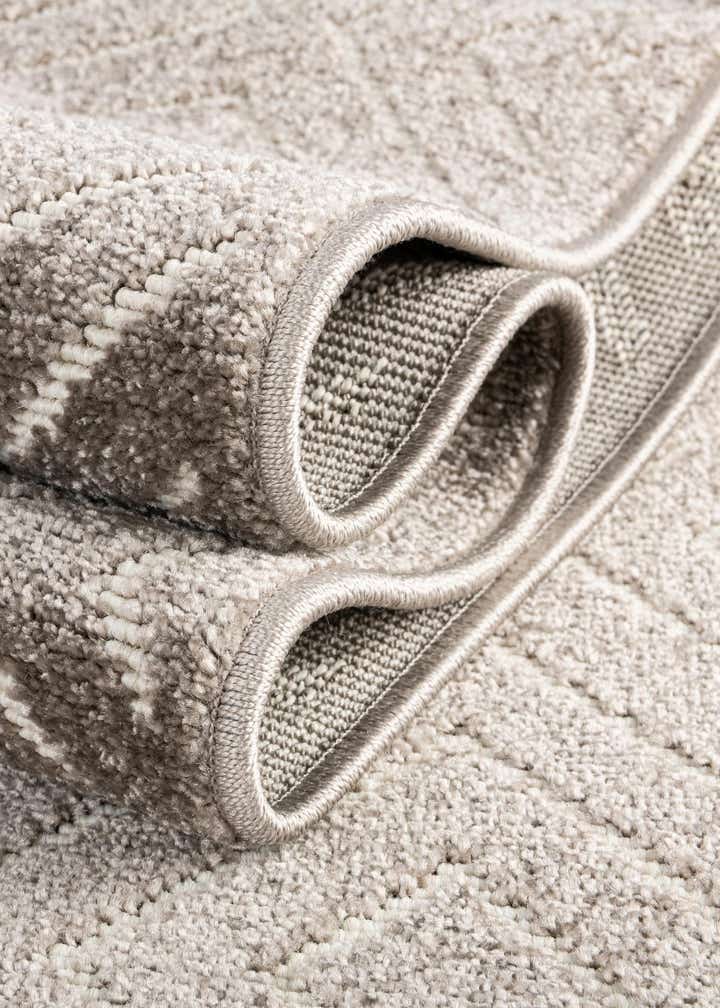 10' x 14' Easy-Clean Sabrina Soto Indoor / Outdoor Rug