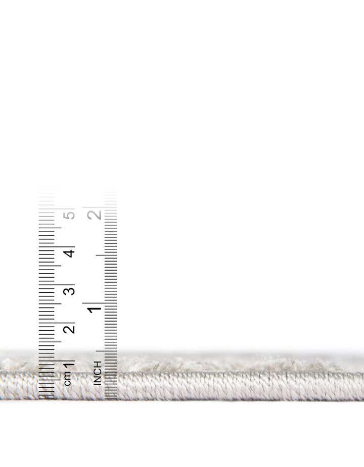 6' x 9' Easy-Clean Sabrina Soto Indoor / Outdoor Rug