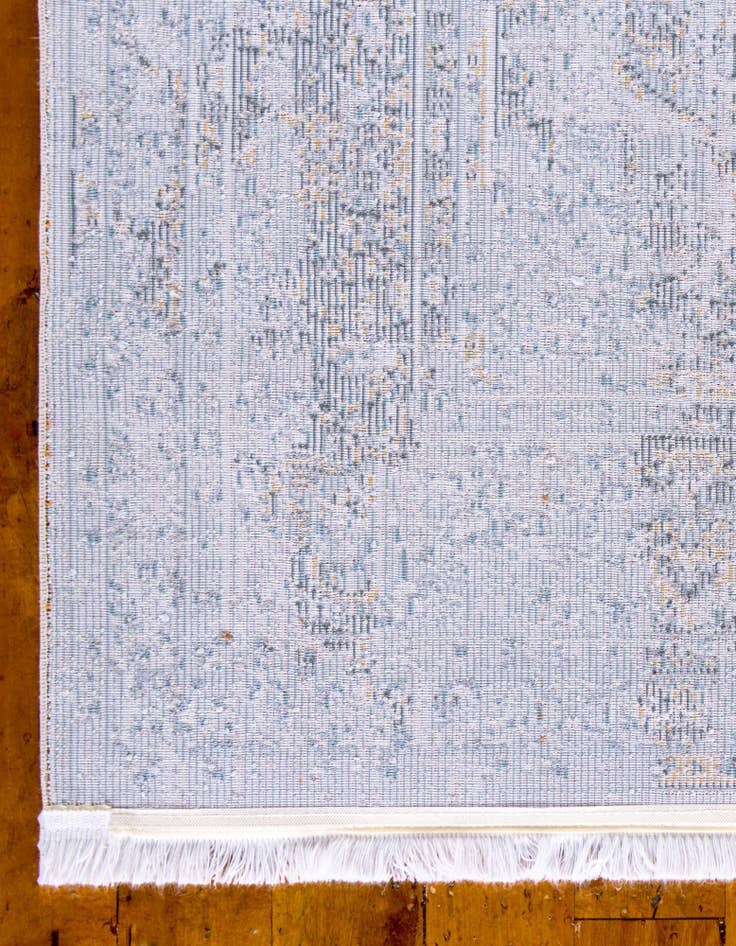 Detail image of 5' 5 x 8' Santiago Rug