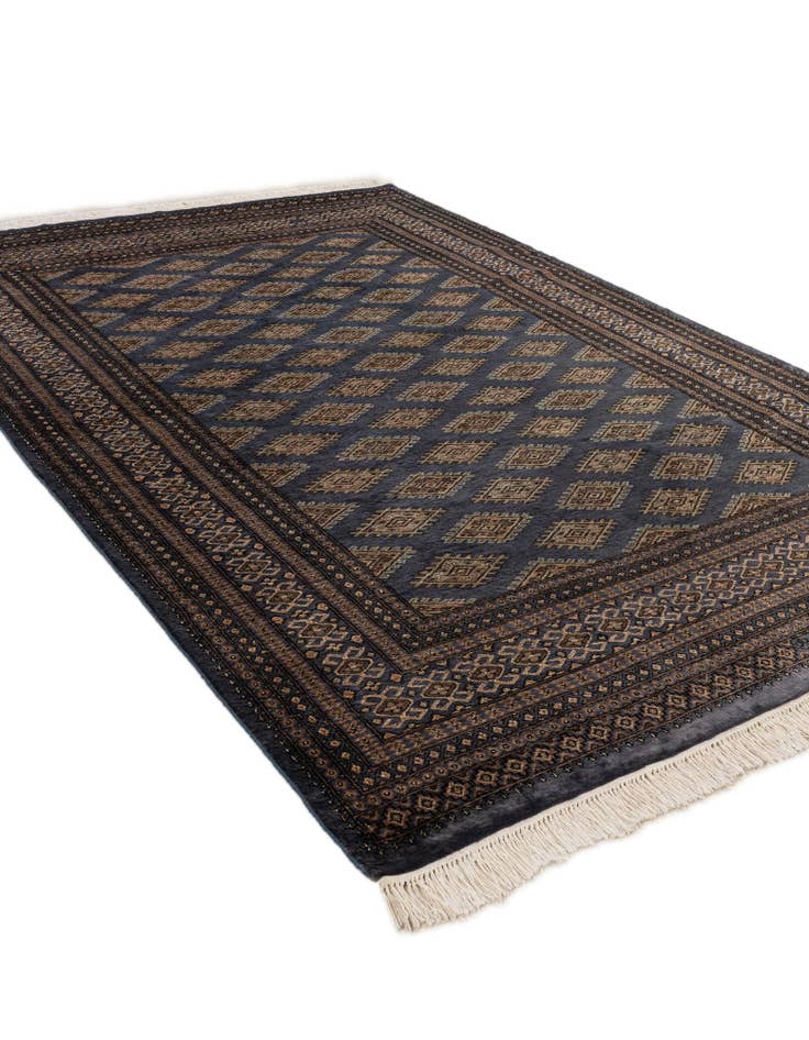 Detail image of 6' 8 x 9' 11  Hand Knotted Sarough Oriental Rug