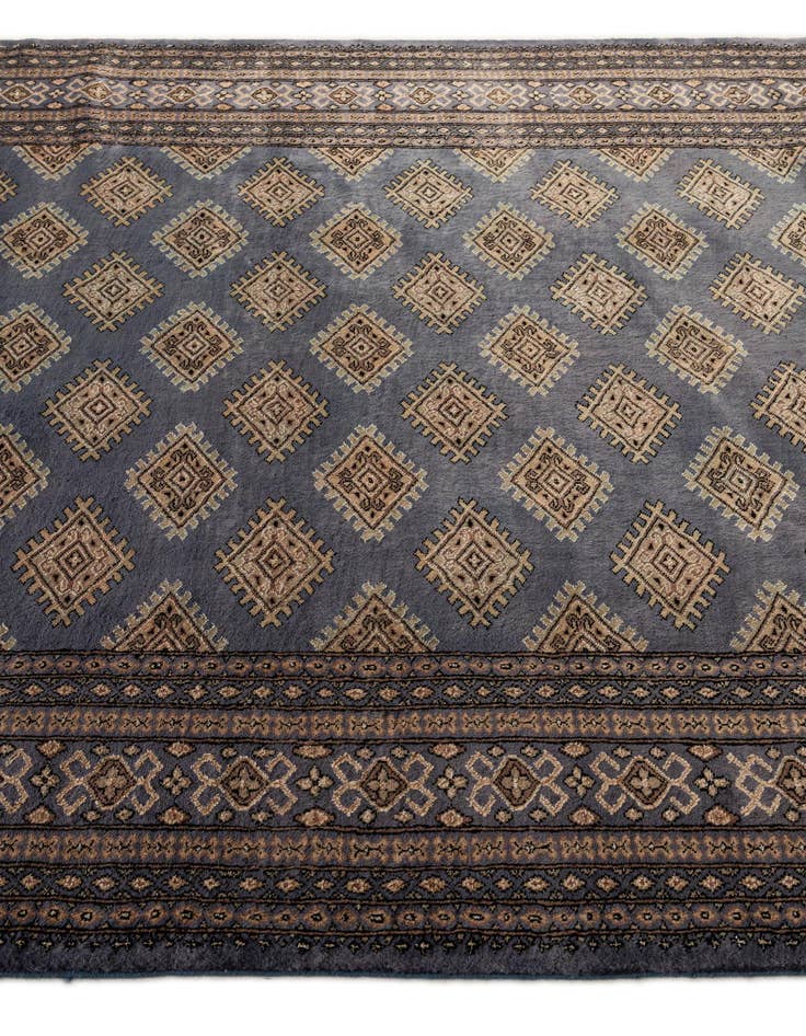 Detail image of 6' 8 x 9' 11  Hand Knotted Sarough Oriental Rug