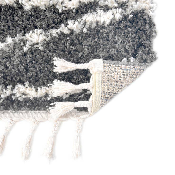 Detail image of 10' x 14' Serenity Shag Rug