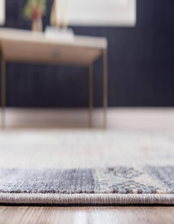 Detail image of 4' x 6' Solaris Rug