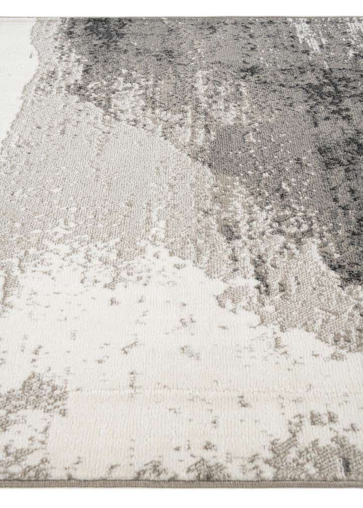 5' 3 x 7' 8 Spectrum Rug