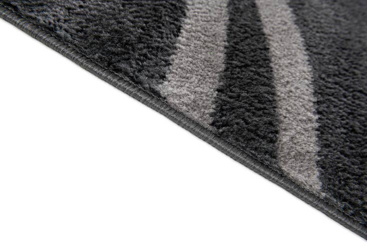 Detail image of 5' 3 x 7' 7 Spectrum Rug