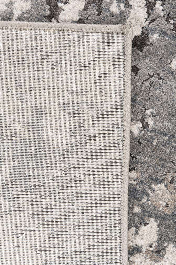 5' 2 x 7' 9 Spectrum Rug