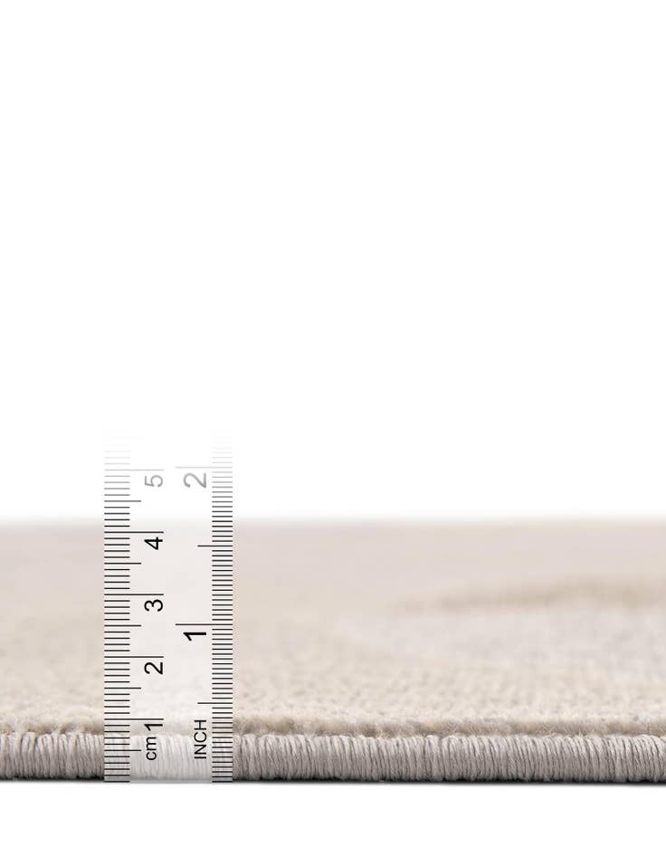 Detail image of 4' x 6' Washable Spectrum Rug