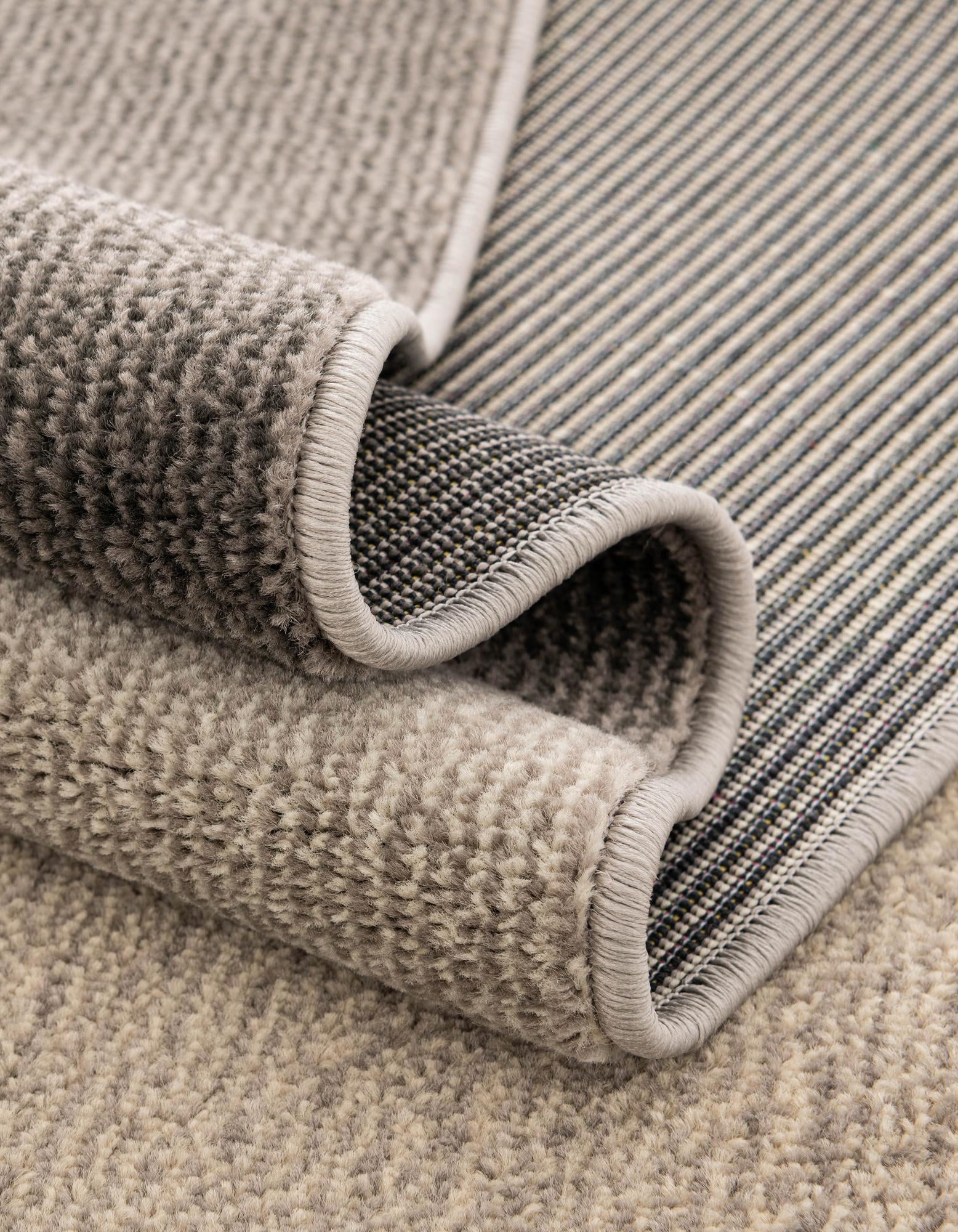 4' x 6' Washable Spectrum Rug