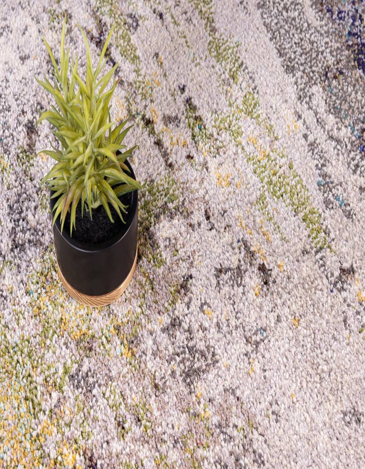 Detail image of 8' x 10'  Washable Spectrum Rug