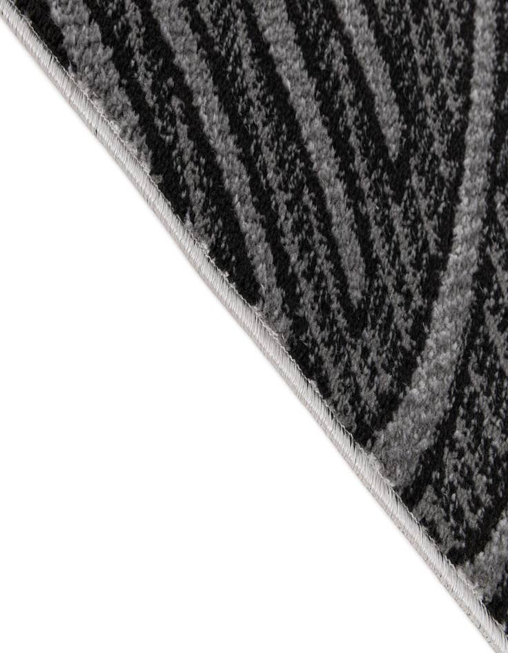 Detail image of 5' x 7' 5 Theia Rug