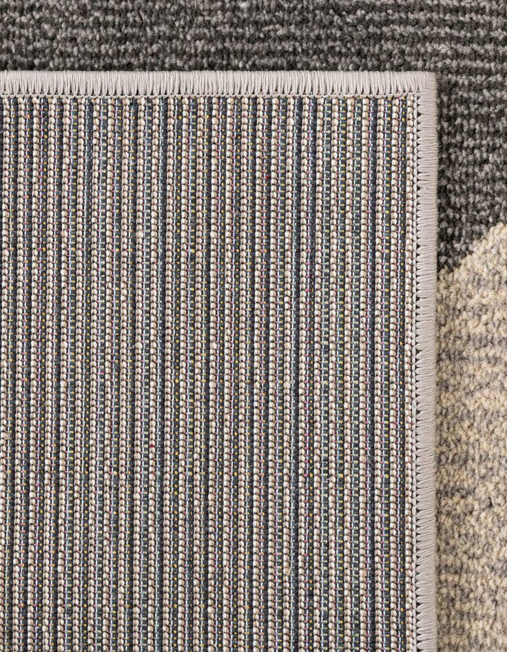 Detail image of 4' x 6' Washable Theia Rug