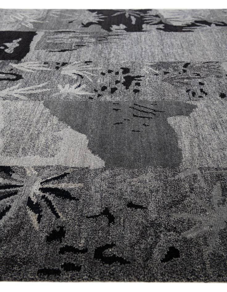 Detail image of 4' x 6' Hand Knotted Tibet Wool Rug