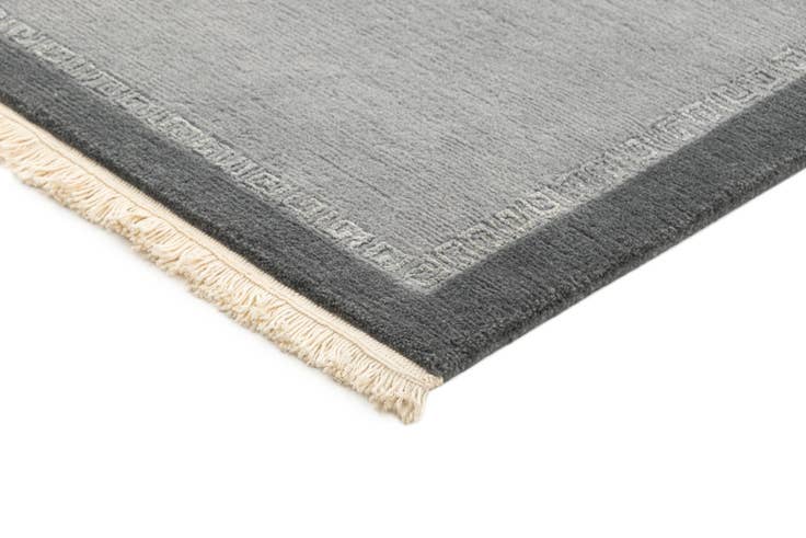 Detail image of 2' 5 x 4' 6 Hand Knotted Tibet Rug