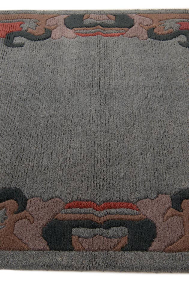 Detail image of 4' x 5' 10 Hand Knotted Tibet Wool Rug