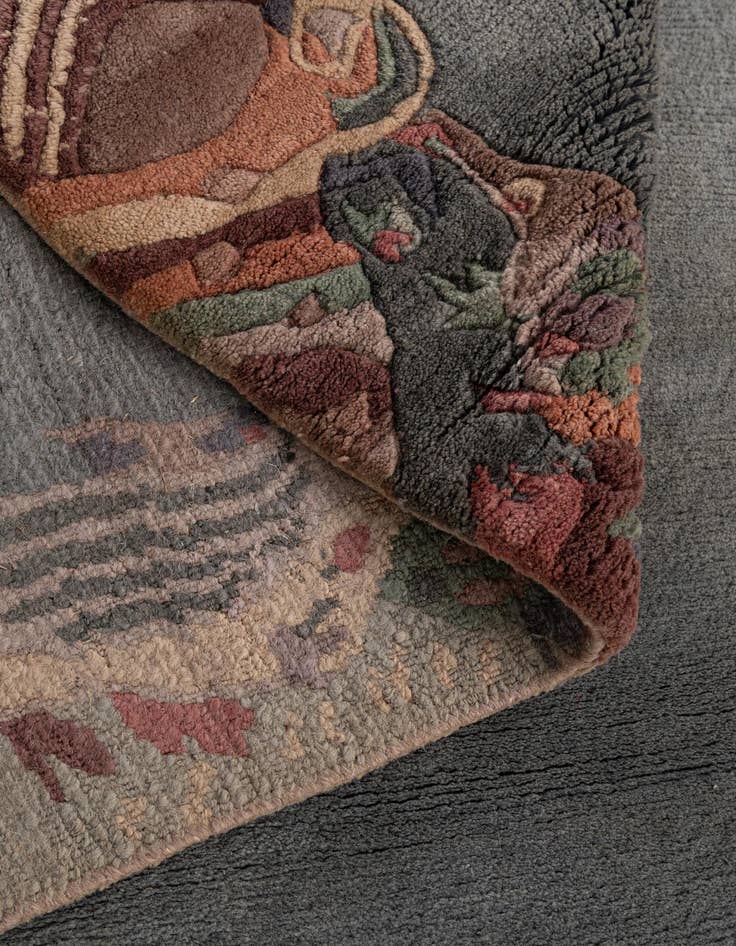 Detail image of 4' 3 x 5' 10  Hand Knotted Tibet Wool Rug