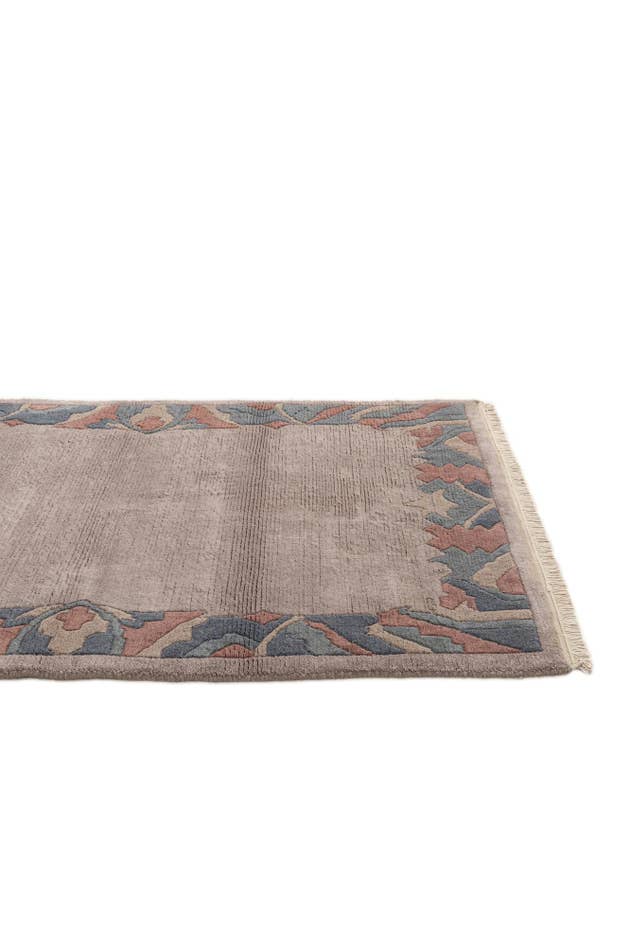 Detail image of 4' x 6' 2 Hand Knotted Tibet Wool Rug