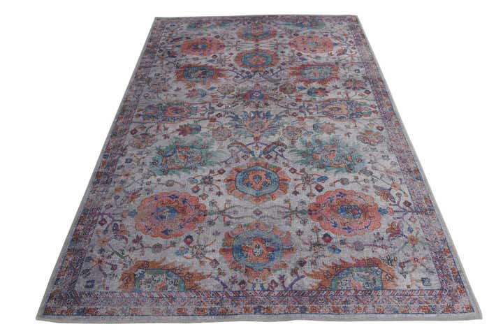 5' x 7' 6 Washable Timeless Rug