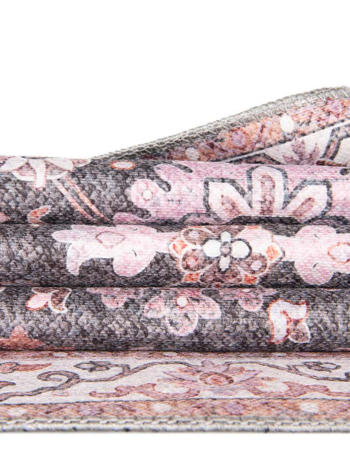 6' 1 x 9' Washable Timeless Rug