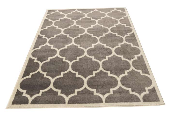 5' 5 x 6' 10 Trellis Rug