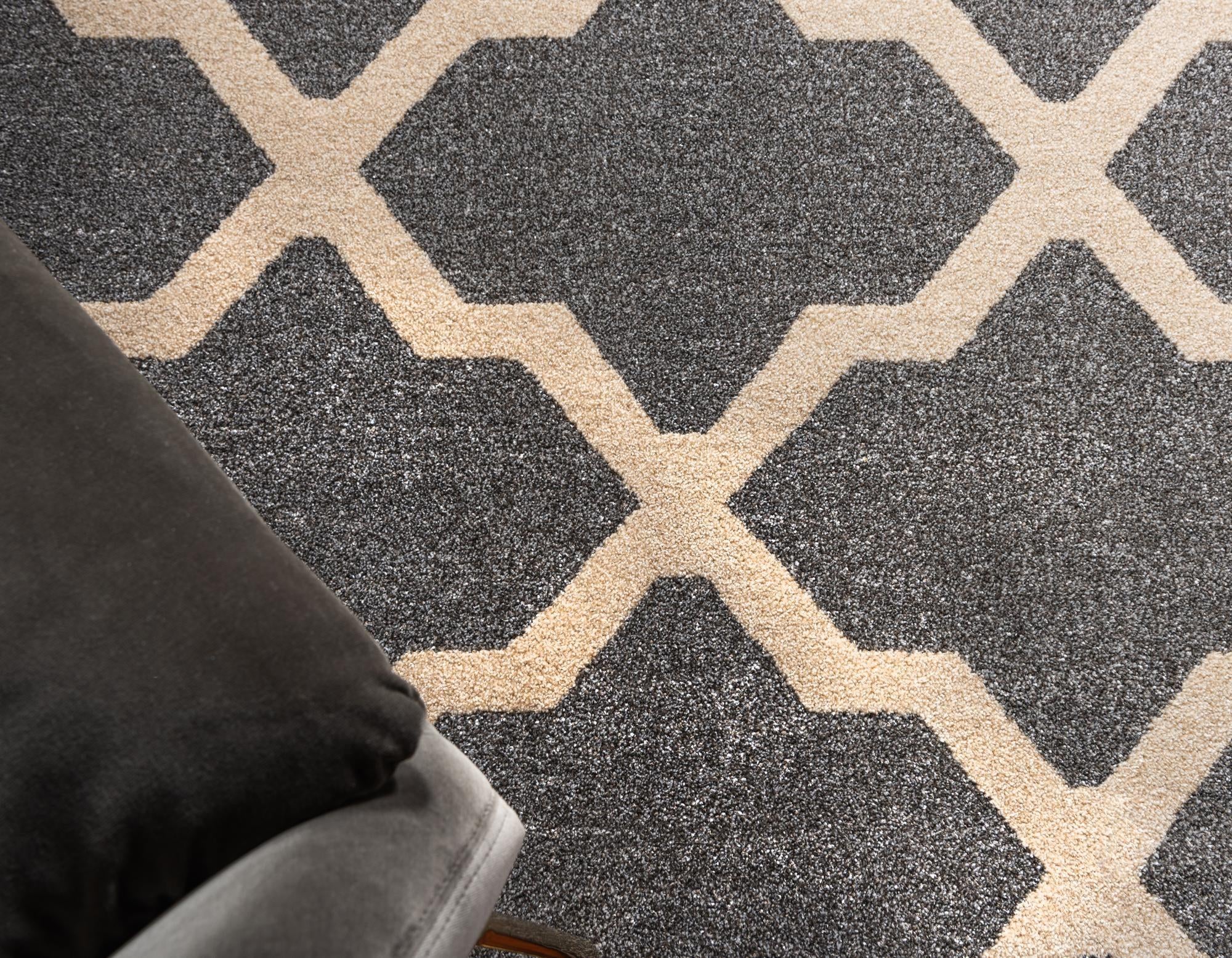 7' x 10' Trellis Rug