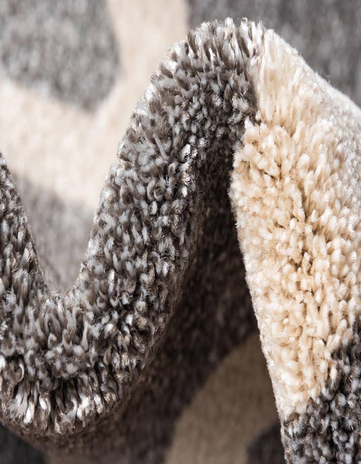 Detail image of 5' x 8' Trellis Rug