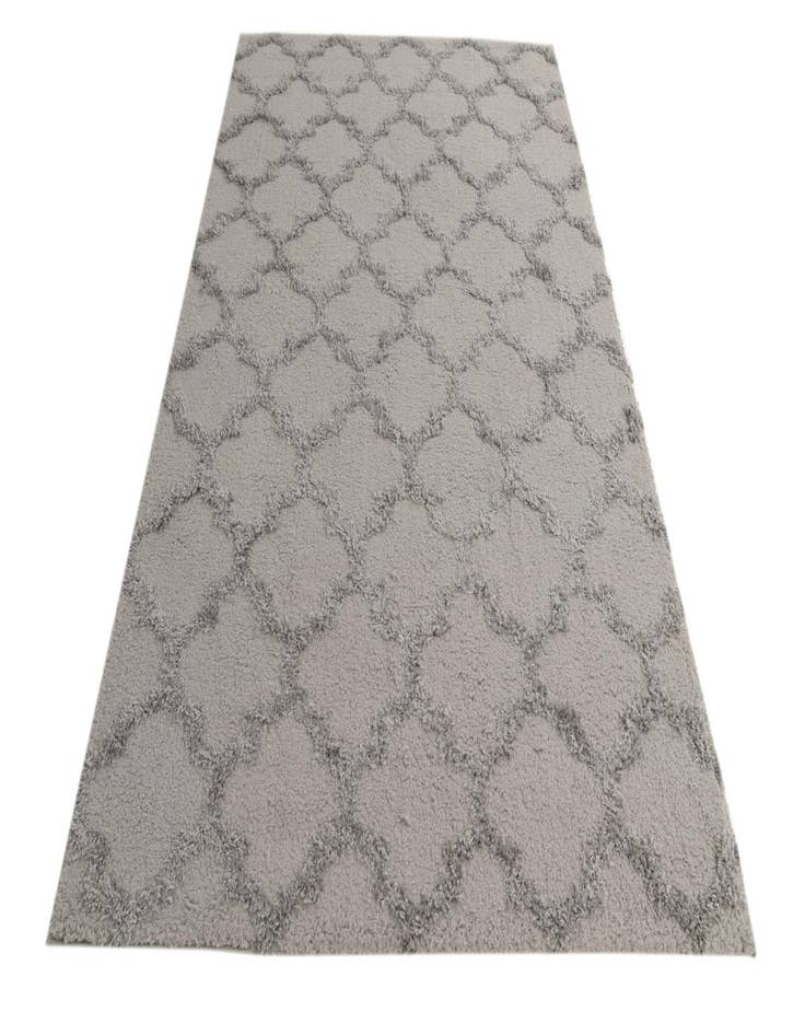 Detail image of 5' x 7' 10 Trellis Shag Rug