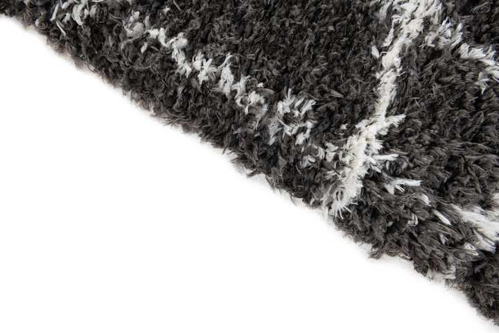 5' 3 x 7' 7 Trellis Shag Rug