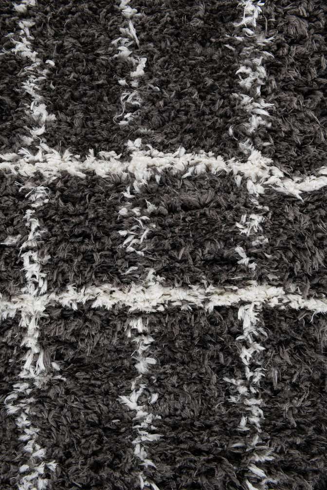 5' 3 x 7' 7 Trellis Shag Rug