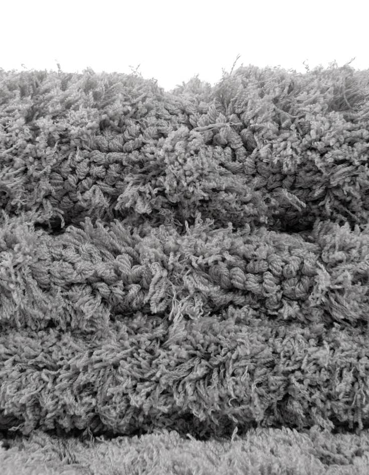 Detail image of 9' x 12' 2 Trellis Shag Rug