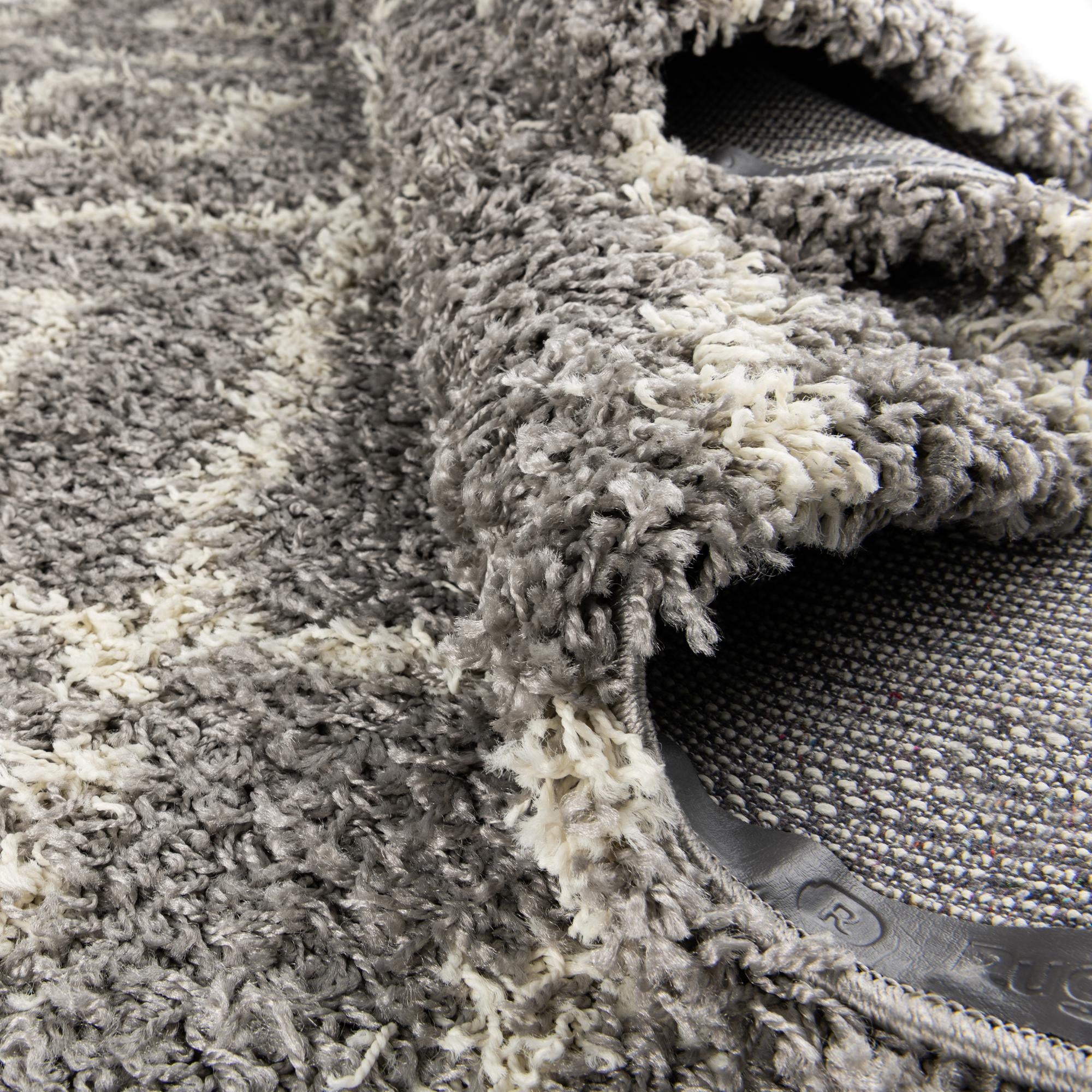 2' x 3' Trellis Shag Rug