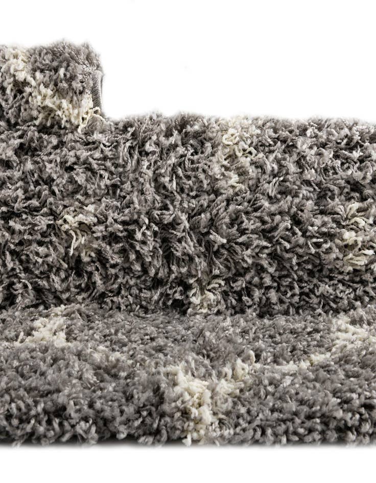 Detail image of 6' x 9' Trellis Shag Rug