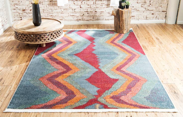 Detail image of 8' 2 x 10' Tribe Rug