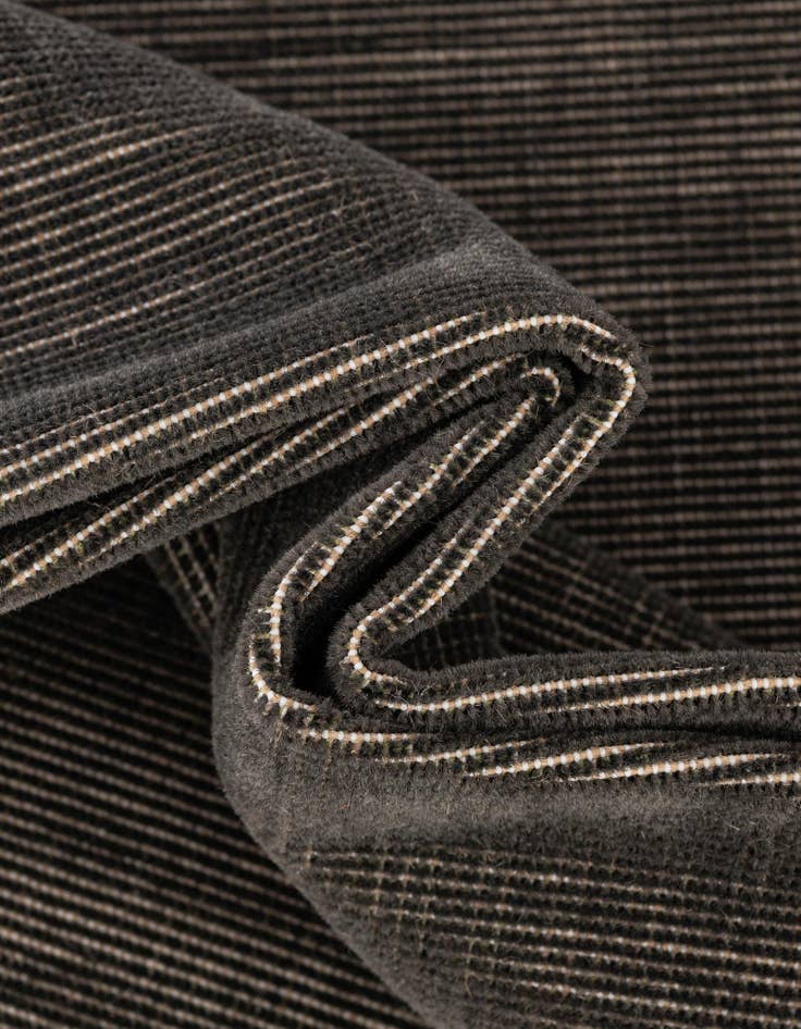 Detail image of 6' x 9' Tribeca Rug