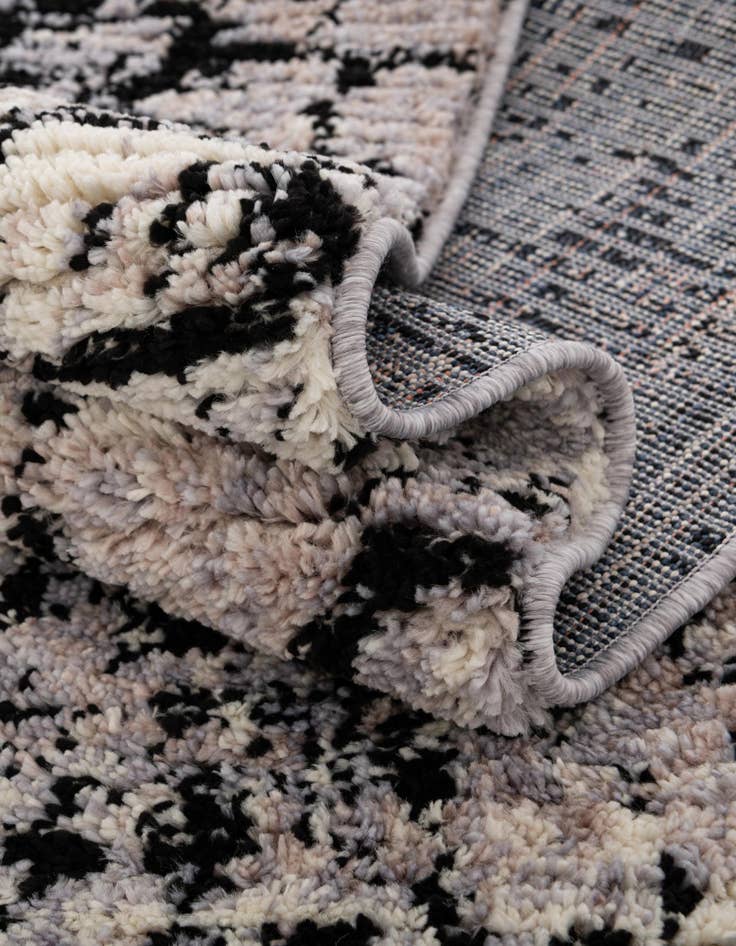 Detail image of 8' x 10' Tucson Rug