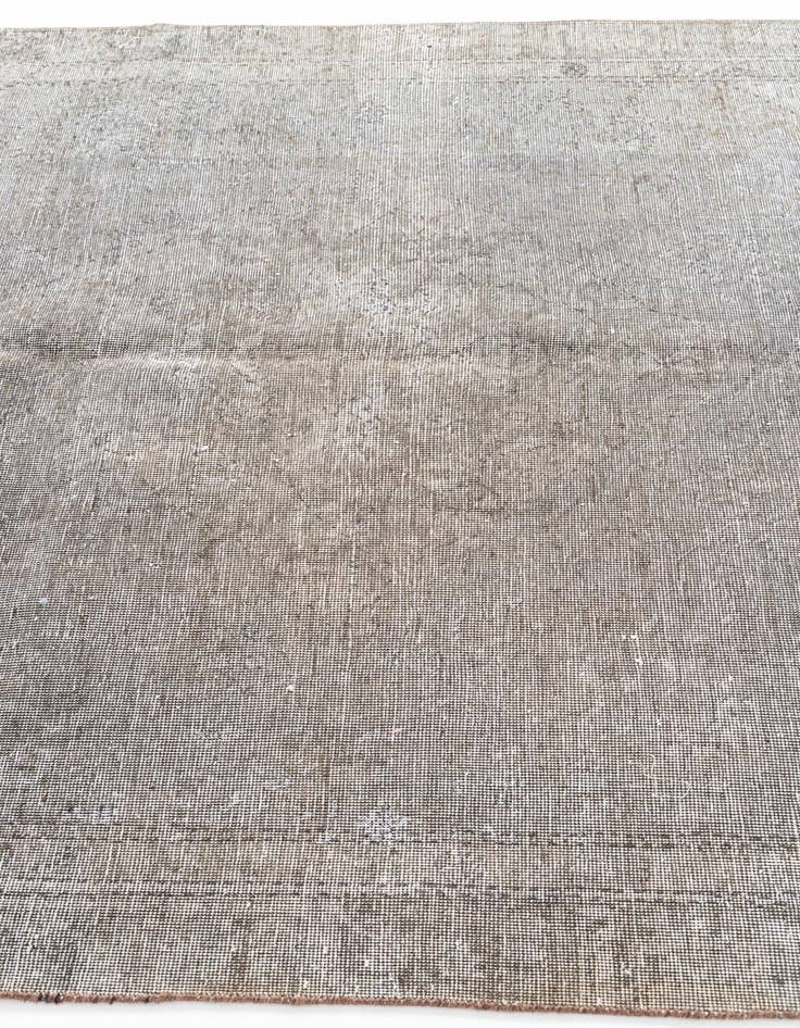 Detail image of 5' 7 x 8'  Hand Knotted Ultra Vintage Persian Wool Rug