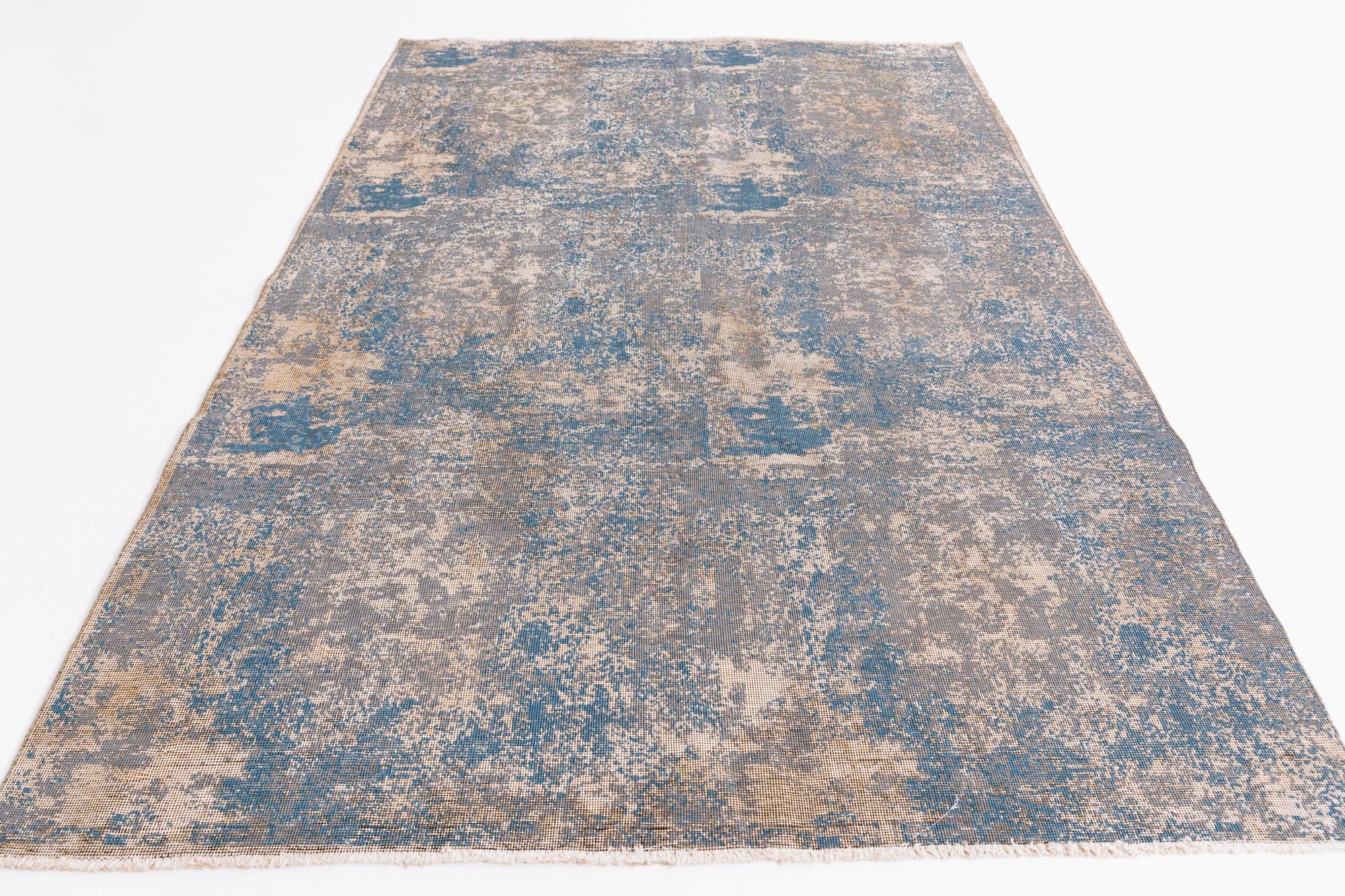 6' x 9' 4 Hand Knotted Ultra Vintage Persian Wool Rug