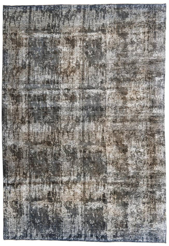 Detail image of 8' 9 x 12' 7 Hand Knotted Ultra Vintage Persian Wool Rug