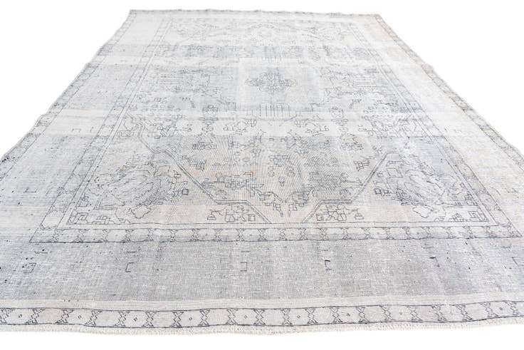 Detail image of 9' 6 x 12' 6 Hand Knotted Ultra Vintage Persian Wool Rug