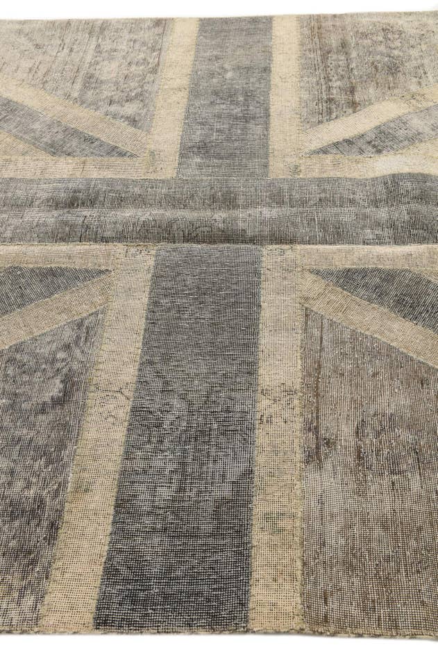 Detail image of 6' 8 x 9' 10 Hand Knotted Ultra Vintage Persian Wool Rug