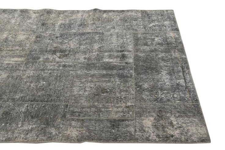 Detail image of 5' x 6' 6 Hand Knotted Ultra Vintage Persian Wool Rug