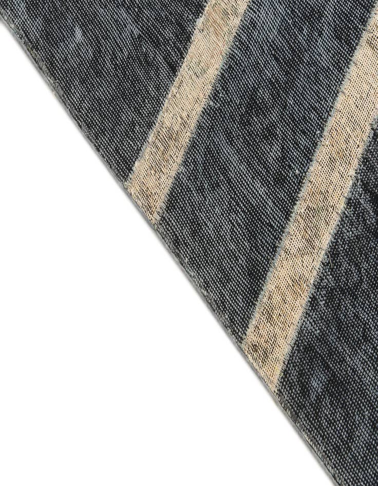 Detail image of 4' x 5' 10  Hand Knotted Ultra Vintage Persian Wool Rug