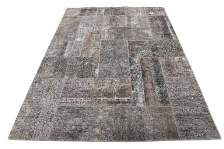 Detail image of 5' 9 x 7' 9 Hand Knotted Ultra Vintage Persian Wool Rug