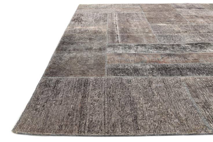 Detail image of 5' 9 x 7' 9 Hand Knotted Ultra Vintage Persian Wool Rug