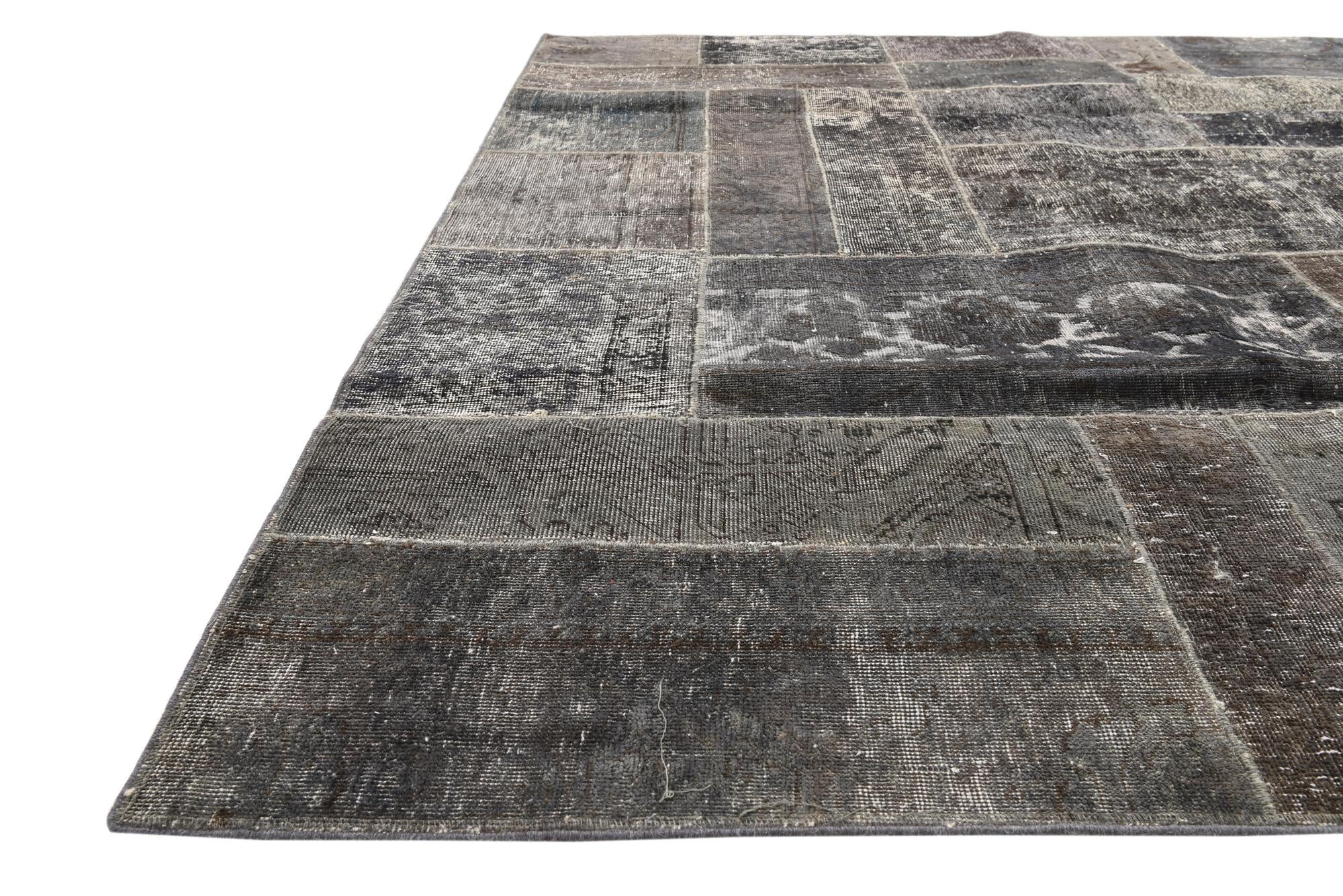 6' x 9' Hand Knotted Ultra Vintage Persian Wool Rug