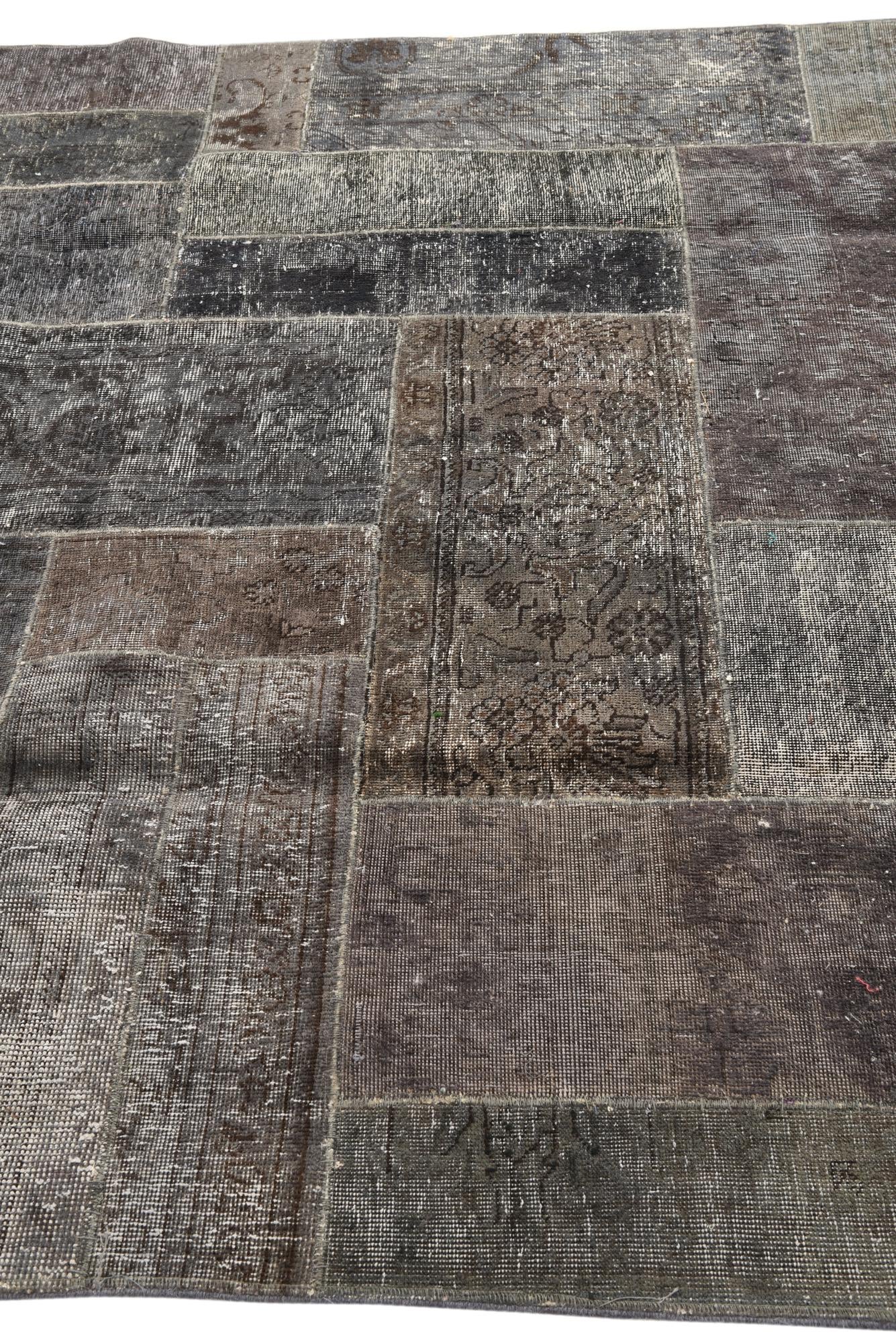 6' x 9' Hand Knotted Ultra Vintage Persian Wool Rug