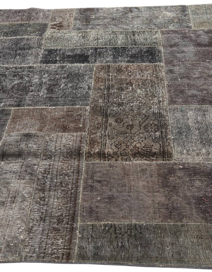 Detail image of 6' x 9'  Hand Knotted Ultra Vintage Persian Wool Rug