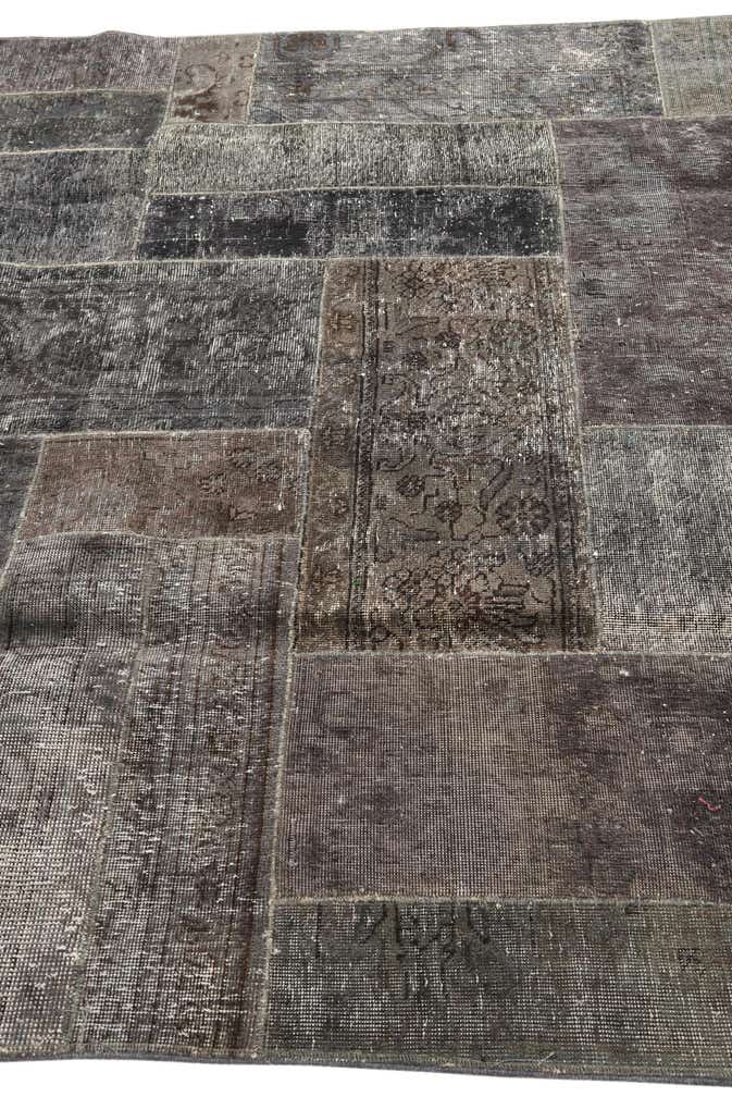 6' x 9' Hand Knotted Ultra Vintage Persian Wool Rug